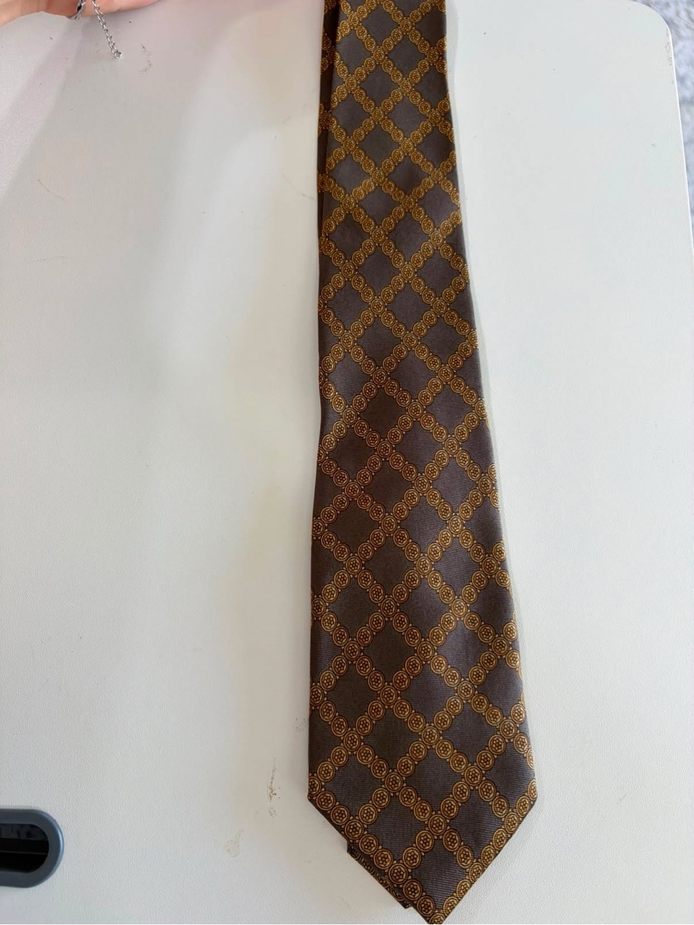 Men's exclusive metropolitan museum of art Brown Geometric Pattern silk Tie - Picture 5 of 6